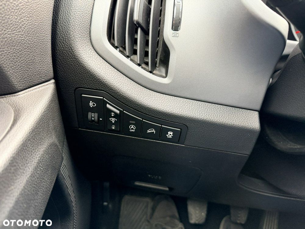 Kia Sportage 1.6 GDI M 2WD - 29