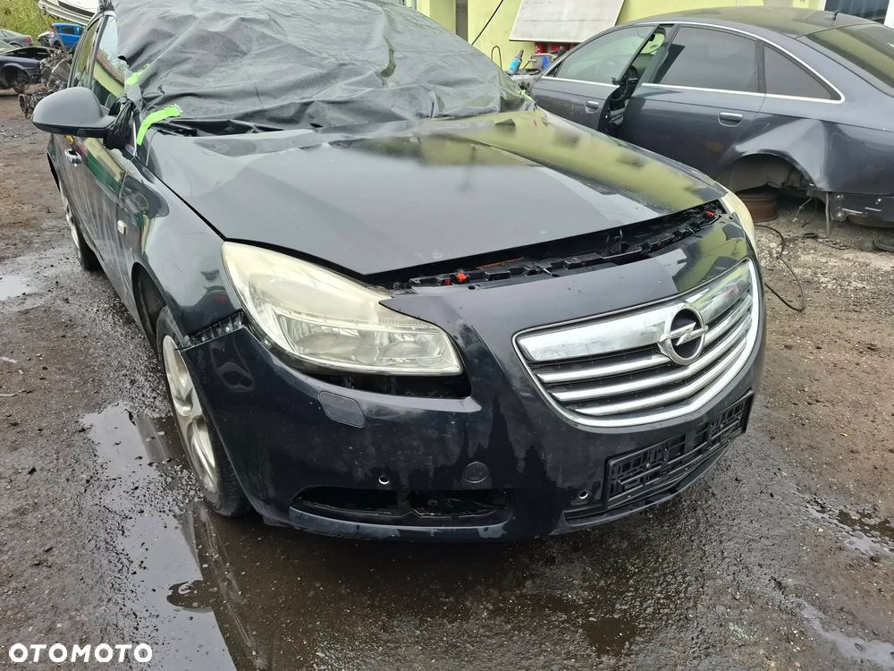 Opel Insignia - 1