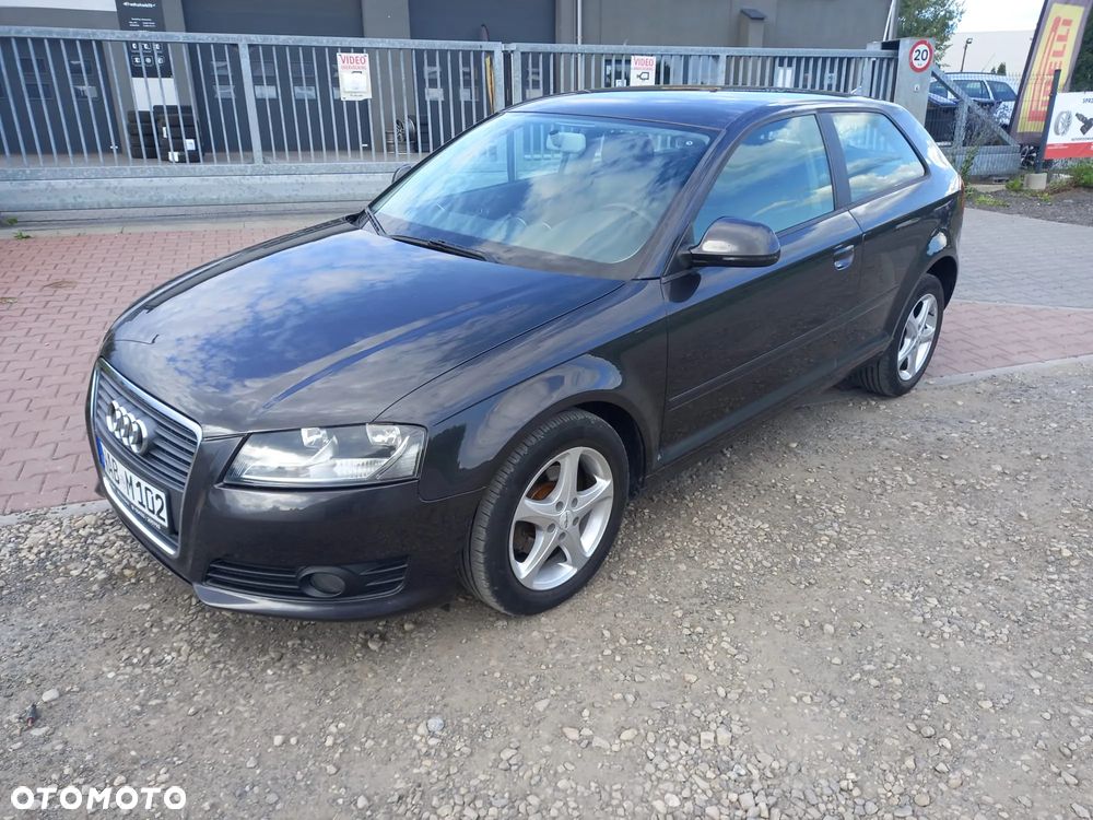 Audi A3 3-drzwiowe 1.6 Limited Edition - 1