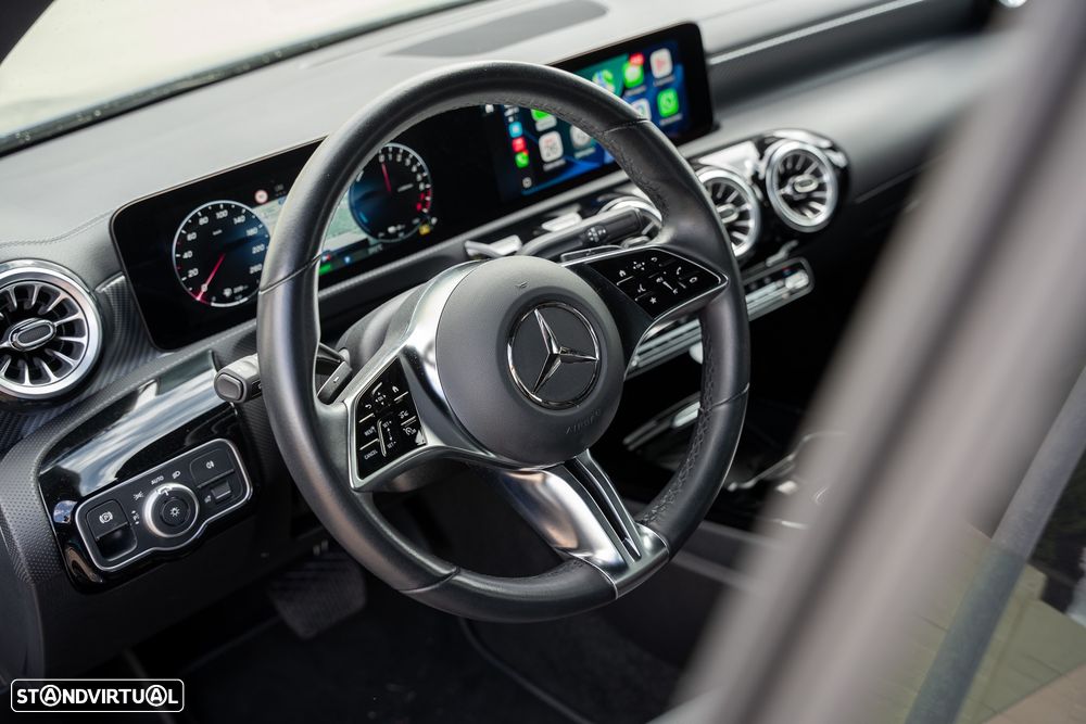 Mercedes-Benz CLA 250 e 8G-DCT Special Edition - 16