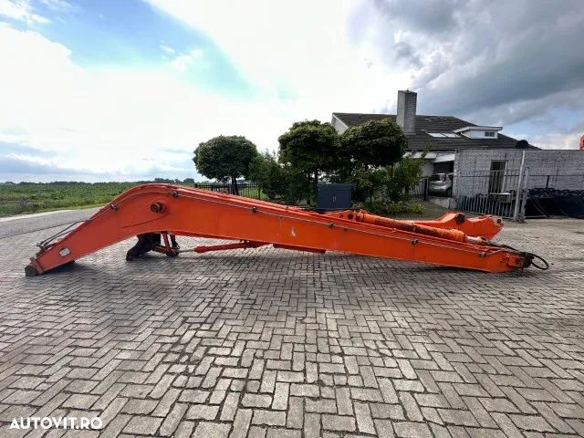 Brat lung excavator hitachi - 1