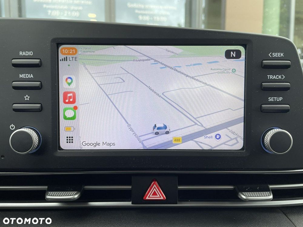 Hyundai Elantra - 17