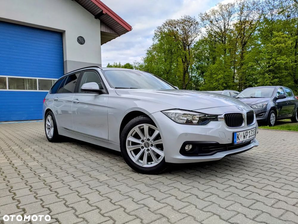 BMW Seria 3 318d - 2