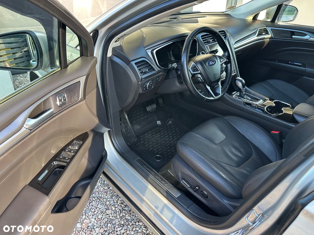 Ford Mondeo 2.0 TDCi PowerShift-Aut Allrad Titanium - 17