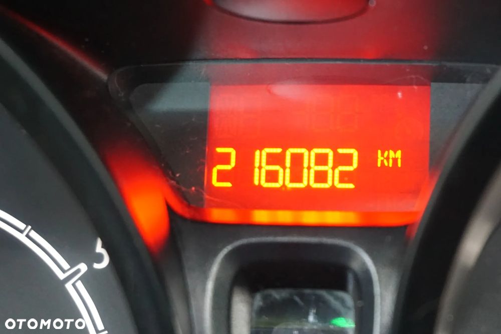 Ford Fiesta 1.25 Ambiente - 26