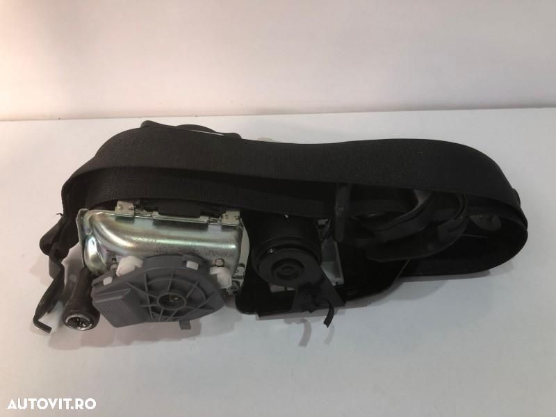 Centura de siguranta stanga fata a2128608585 Mercedes-Benz E-Class W2 - 2