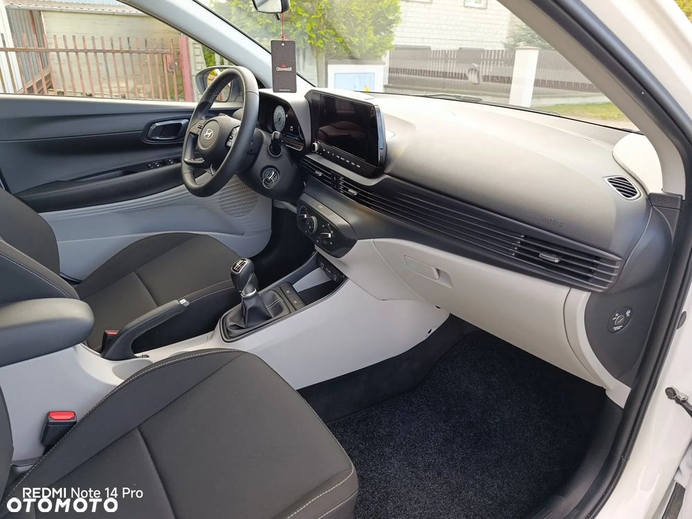 Hyundai i20 - 20