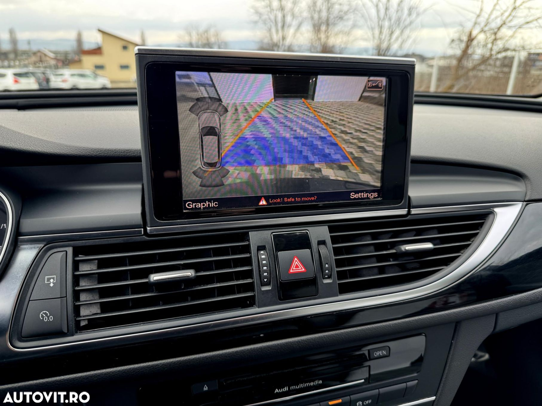 Audi A6 Allroad - 12