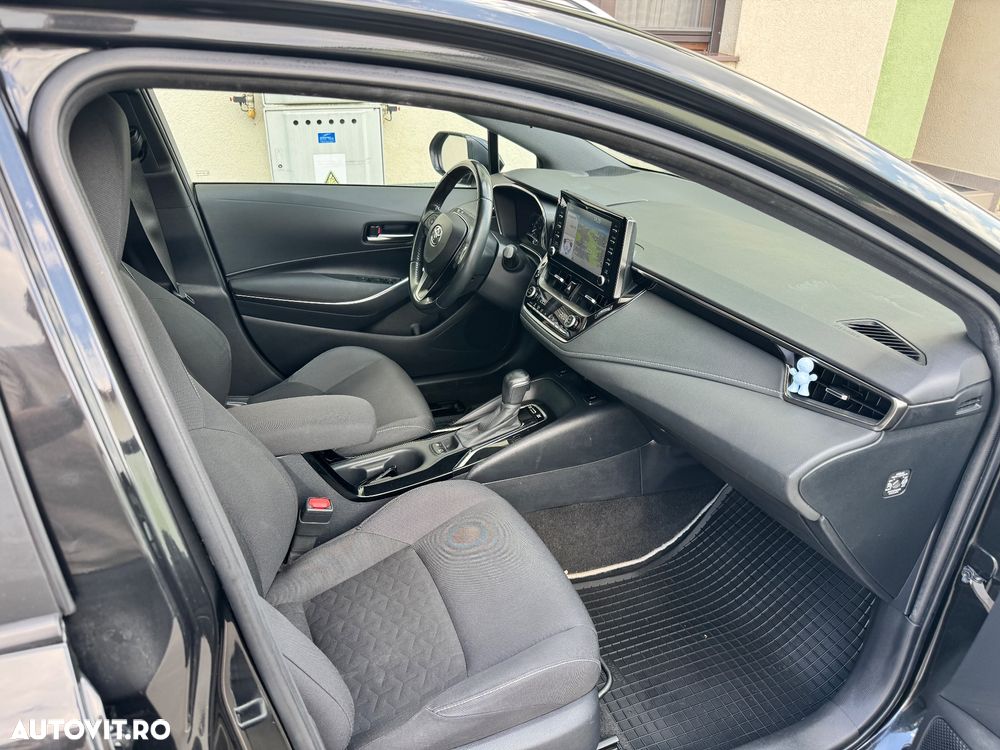 Toyota Corolla 1.8 Business Edition - 13