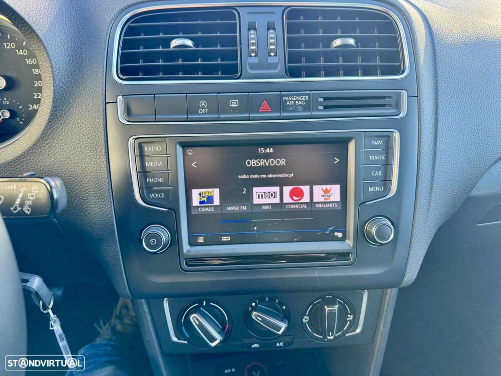 VW Polo 1.0 Confortline Nav - 12