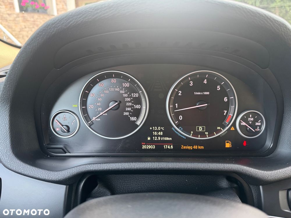 BMW X3 xDrive28i - 11