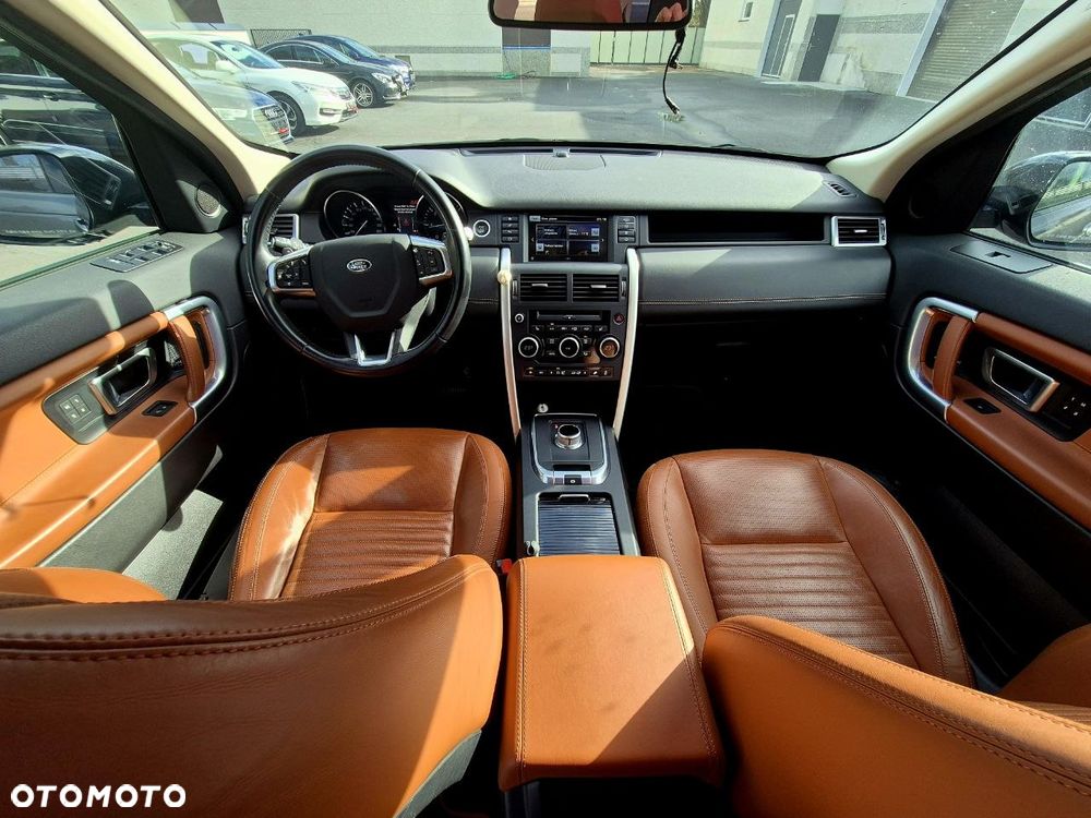 Land Rover Discovery Sport TD4 HSE Luxury - 13