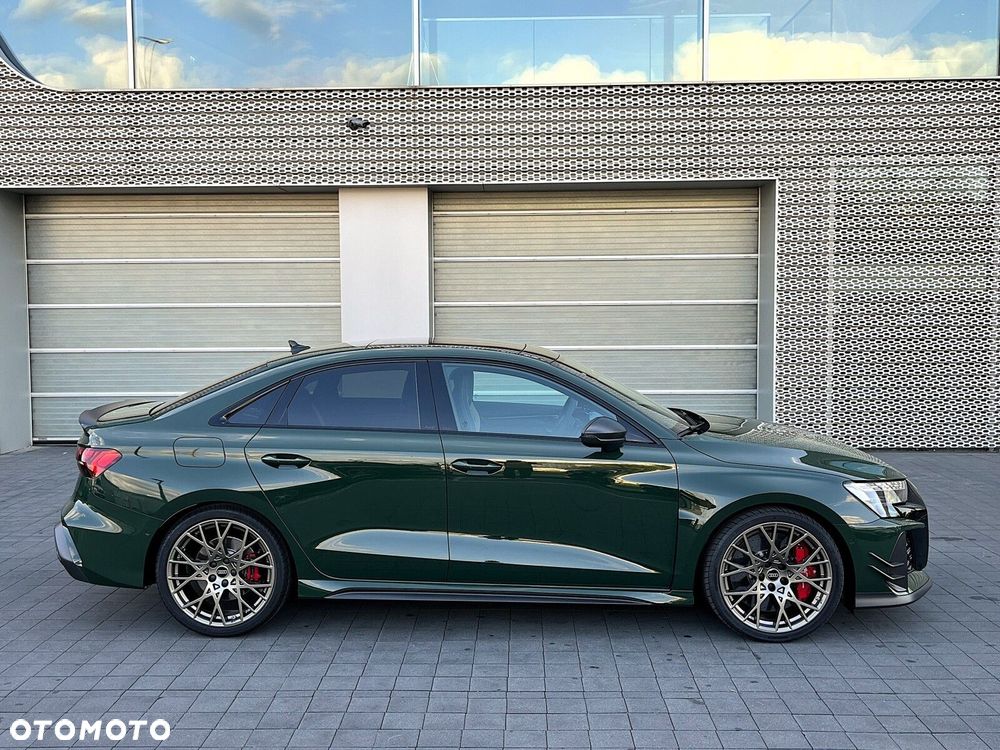 Audi RS3 Limousine - 9