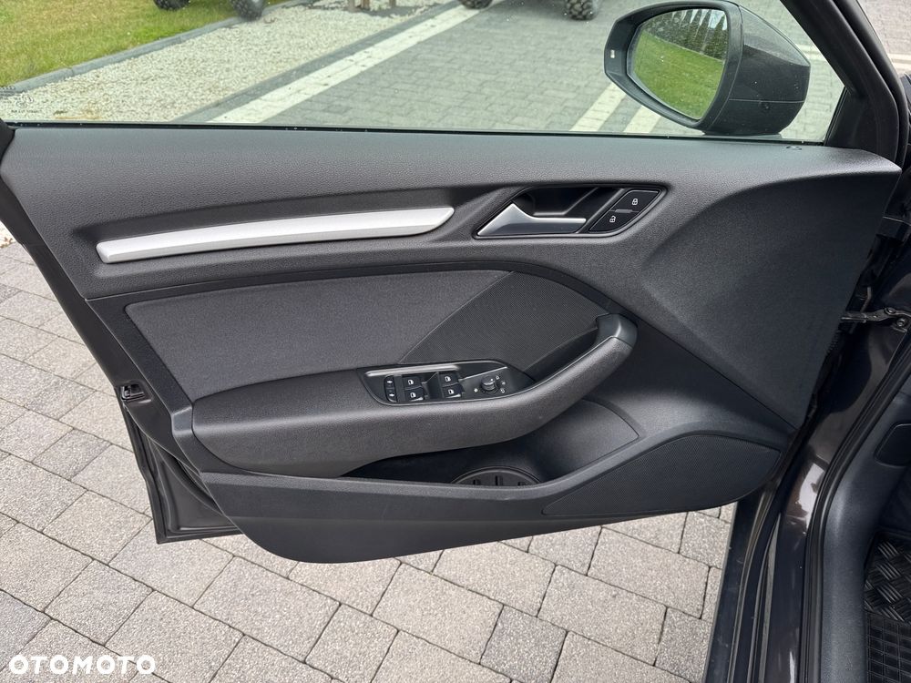 Audi A3 Sportback - 18