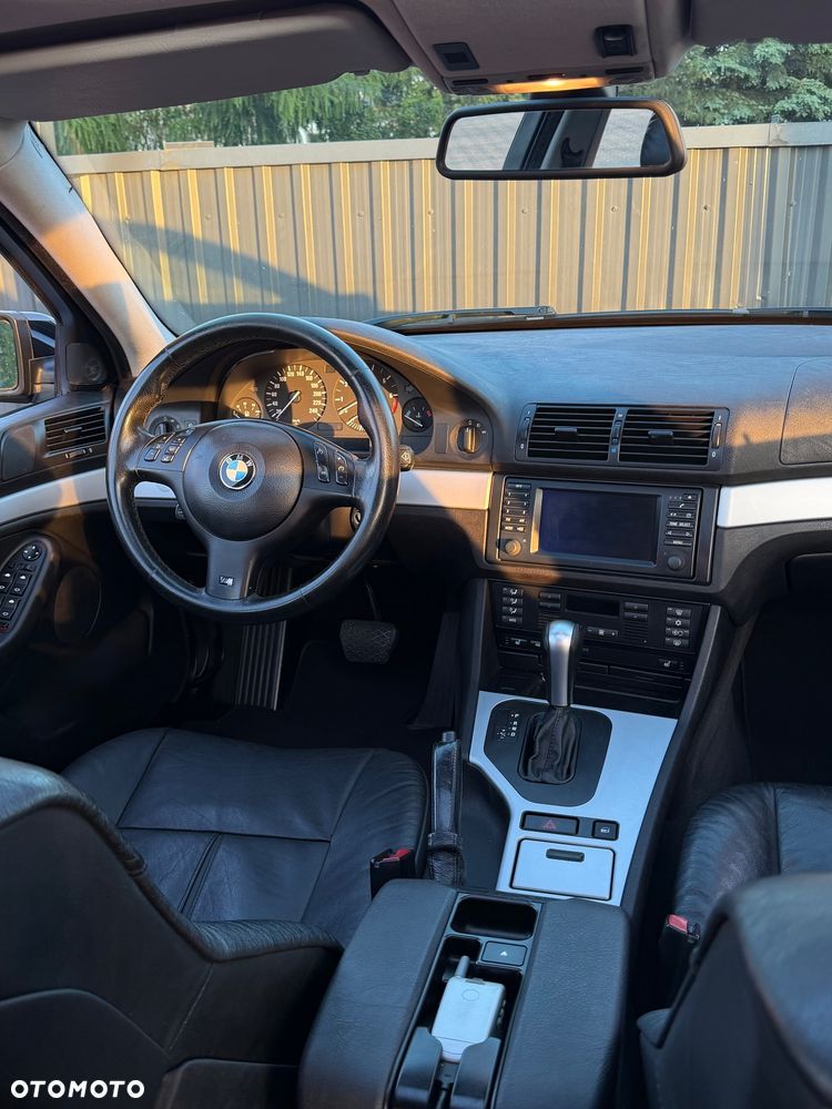 BMW Seria 5 - 12