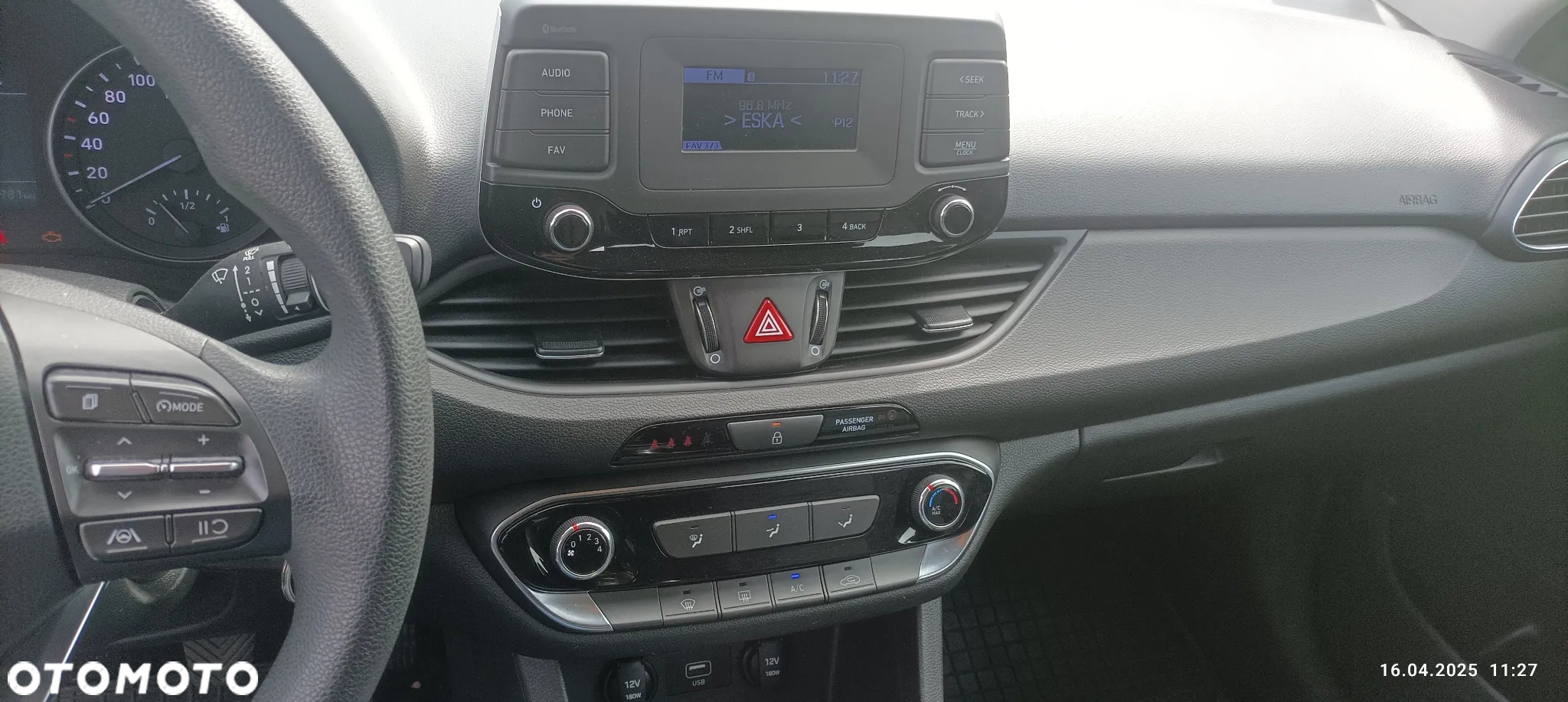 Hyundai i30 1.5 DPI Classic + - 14