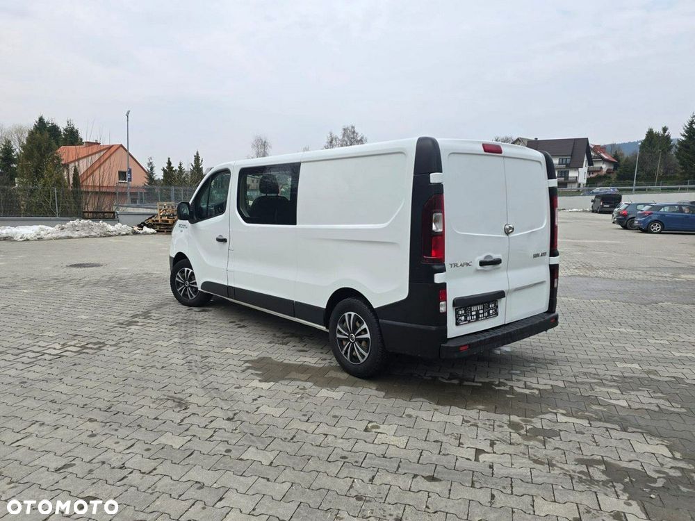 Renault Trafic - 2
