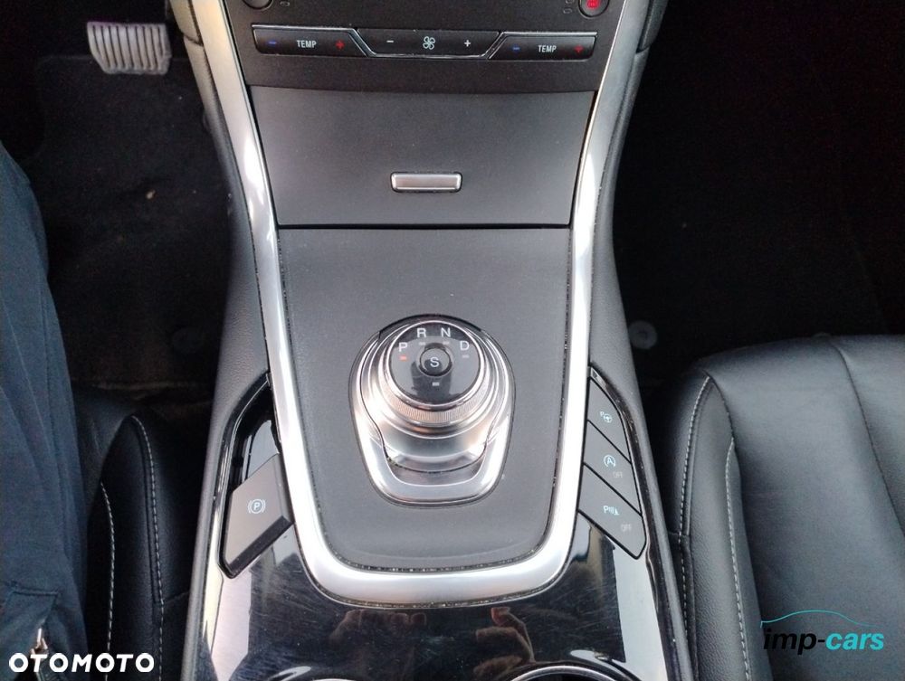 Ford S-Max - 14