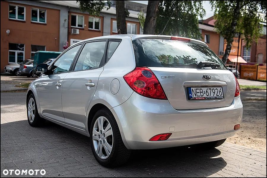 Kia Ceed 2.0 CVVT EX - 7