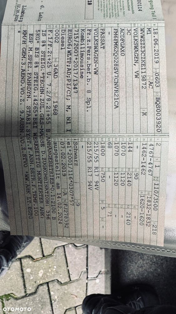 Volkswagen Passat 2.0 TDI (BlueMotion Technology) Highline - 29