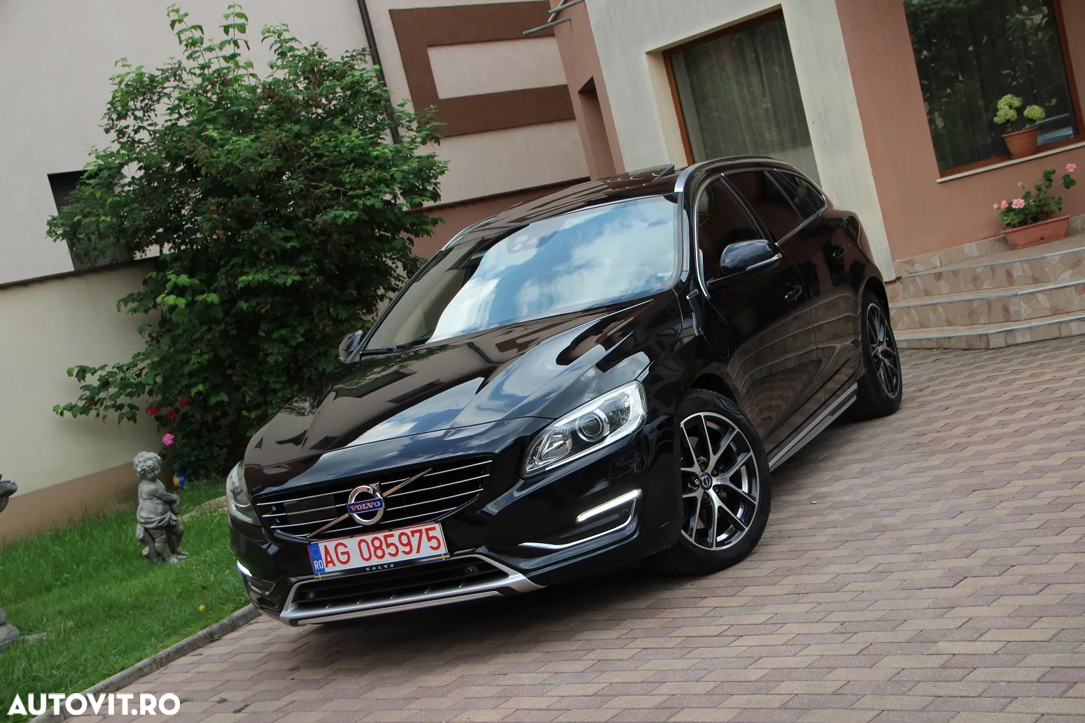 Volvo V60 D6 Twin Engine Geartronic Summum - 3