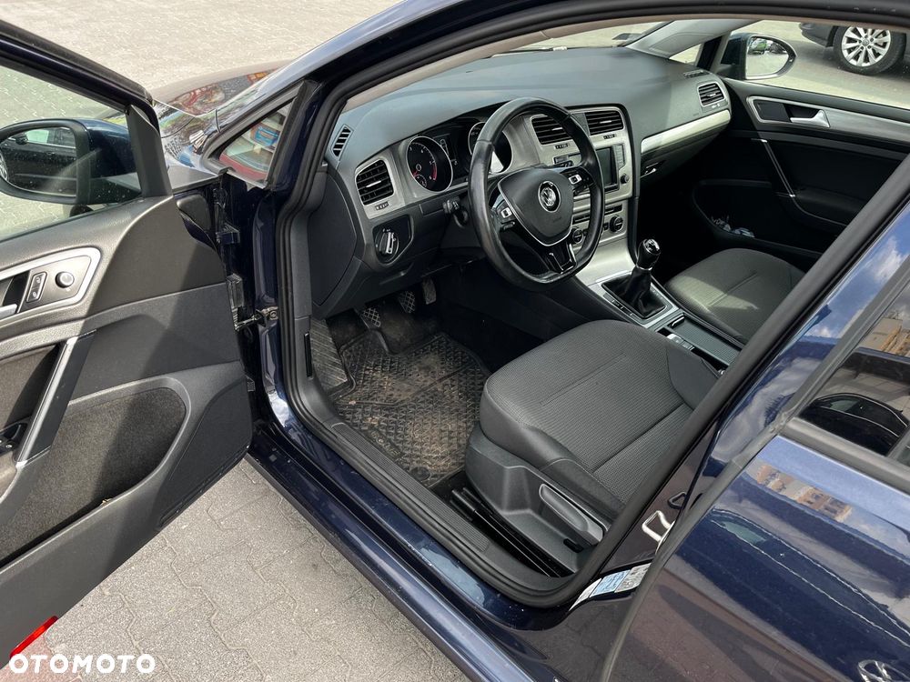 Volkswagen Golf 1.6 TDI BMT Comfortline - 10