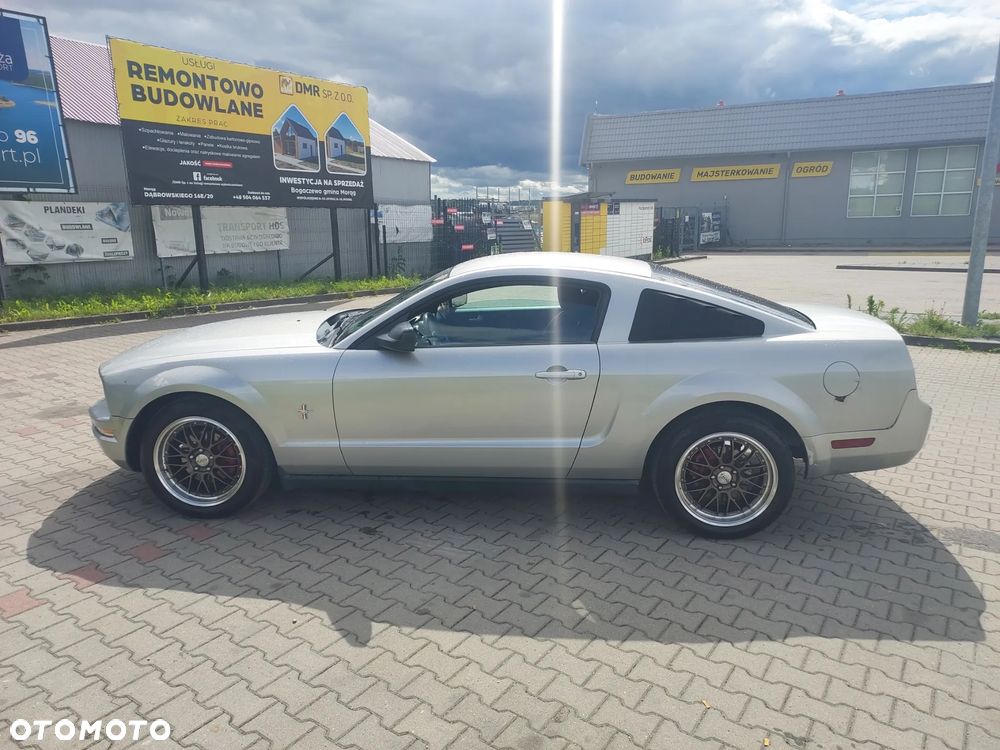 Ford Mustang 4.0 V6 - 1