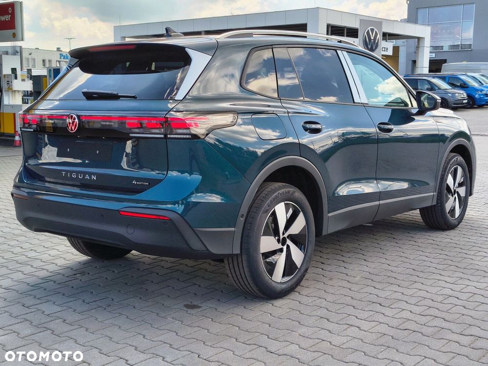 Volkswagen Tiguan - 6