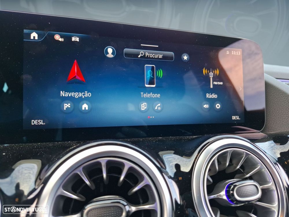 Mercedes-Benz GLA 180 d AMG Line - 25