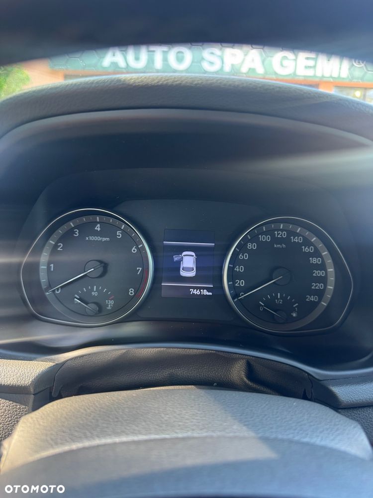 Hyundai i30 1.5 DPI Classic + - 11
