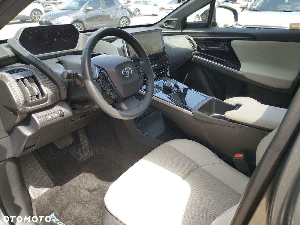 Toyota bZ4X 71.4kWh Executive - 17