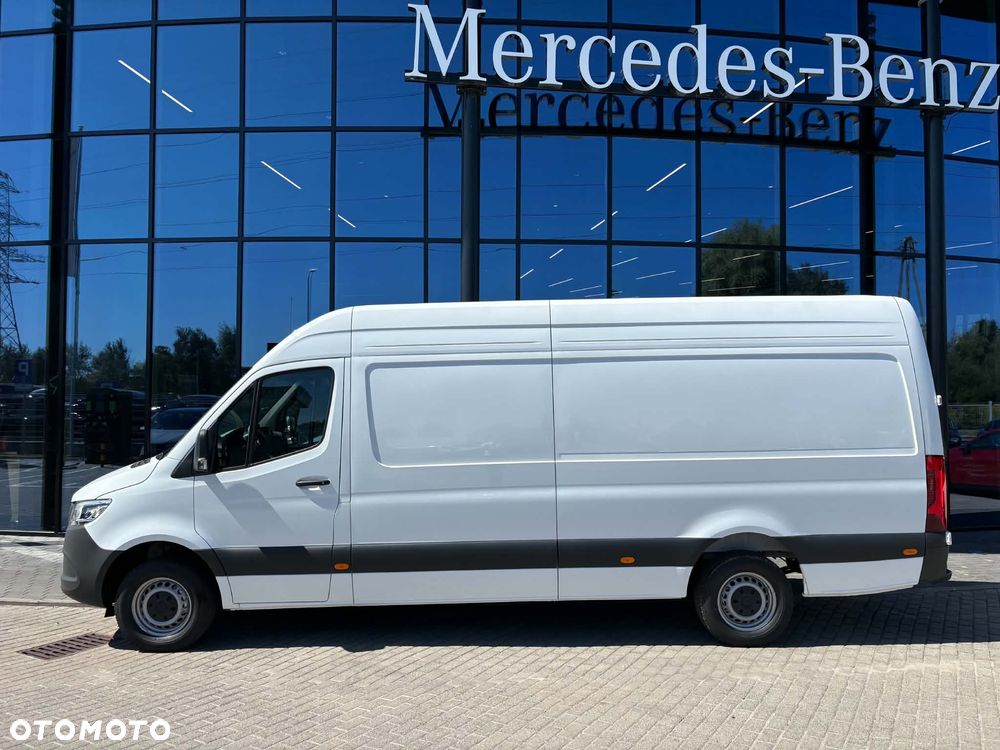 Mercedes-Benz Sprinter - 4