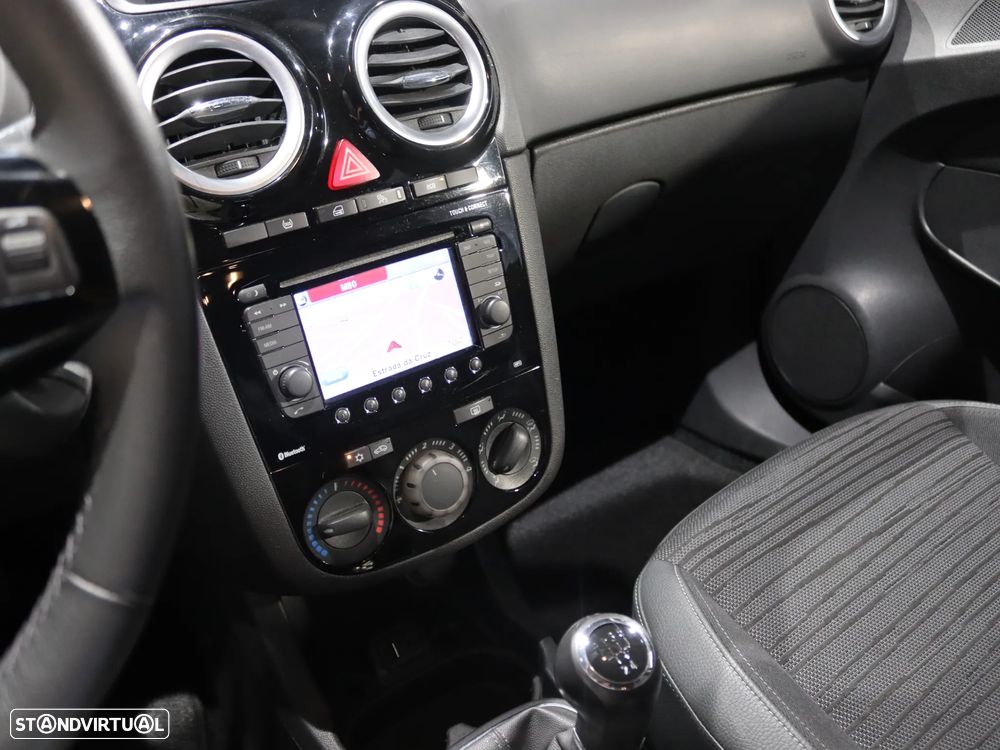 Opel Corsa 1.2 Cosmo - 5