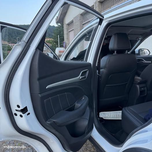 MG ZS Luxury - 5