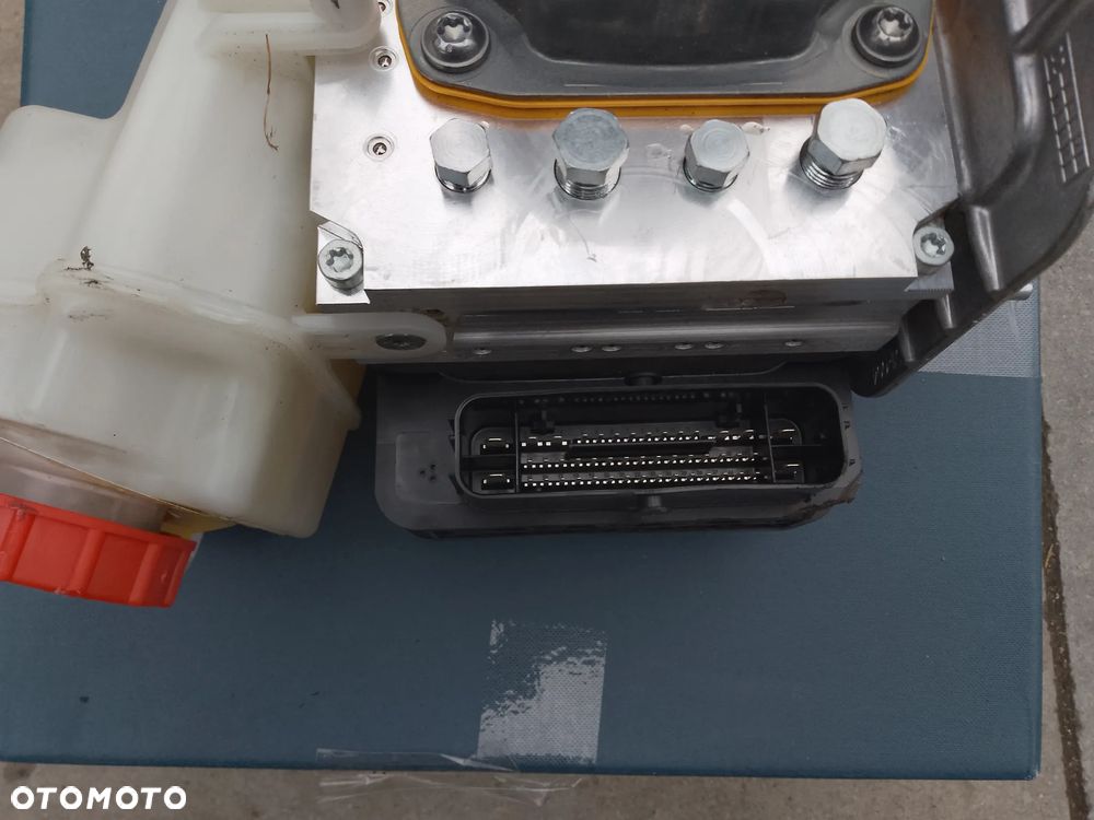 BMW X1 U11 POMPA ABS HAMULCOWA 5A75D99 - 3
