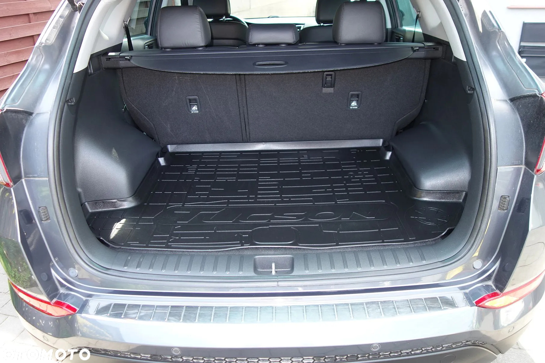 Hyundai Tucson 1.7 CRDI BlueDrive Style 2WD - 35