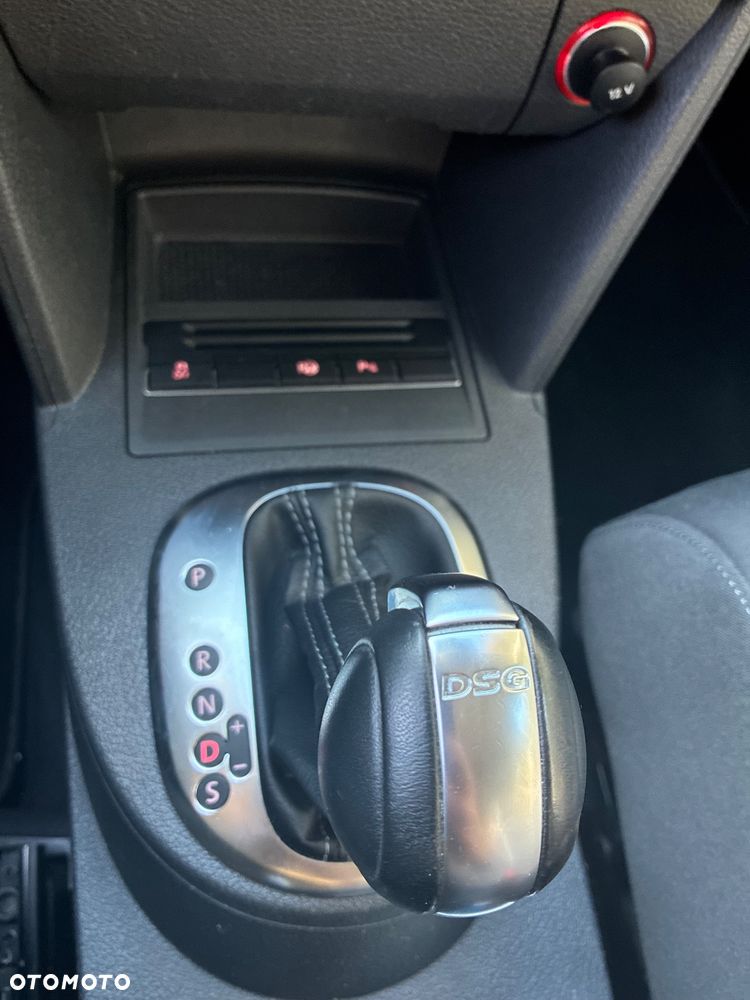 Volkswagen Touran - 15
