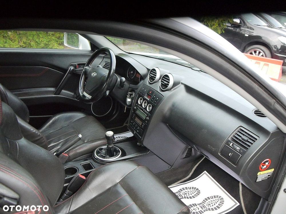 Hyundai Coupe - 24