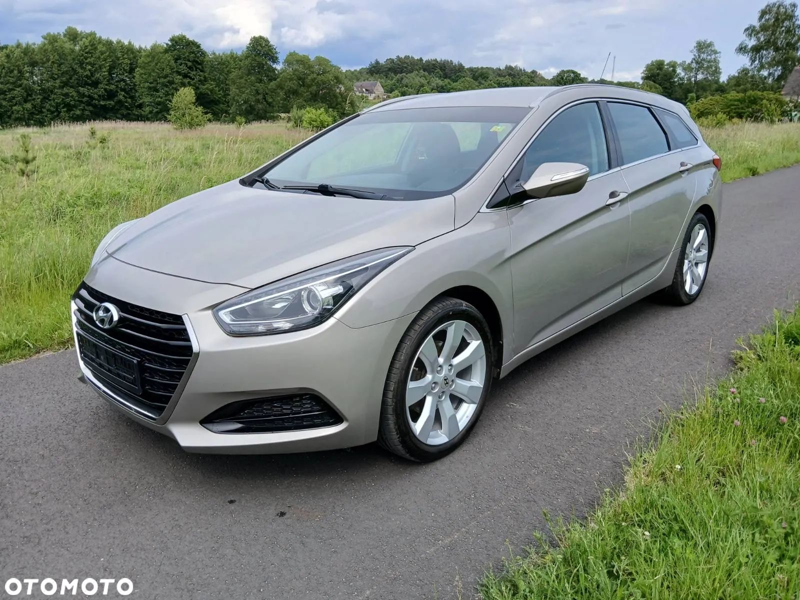 Hyundai i40 - 1