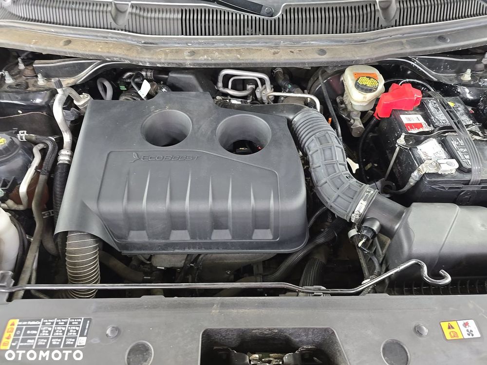 Ford Explorer - 16