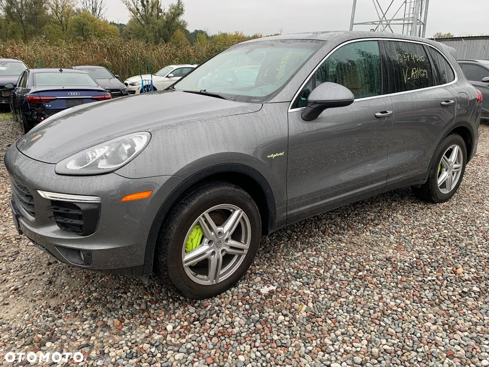Porsche Cayenne S e-Hybrid Platinum Edition - 12