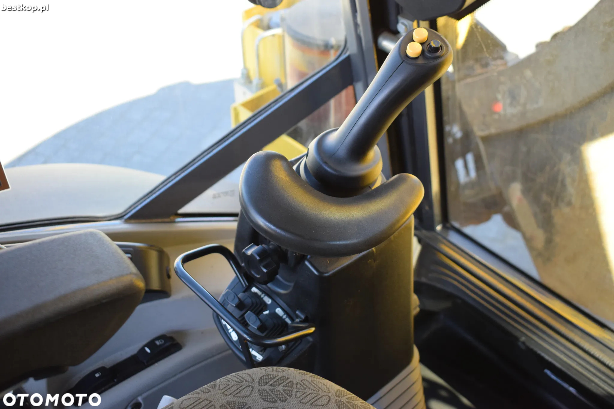 New Holland B110C - 29