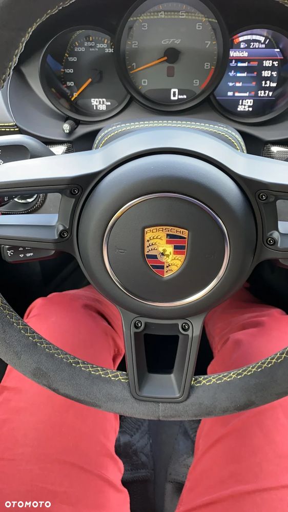 Porsche 718 Cayman GT4 - 2