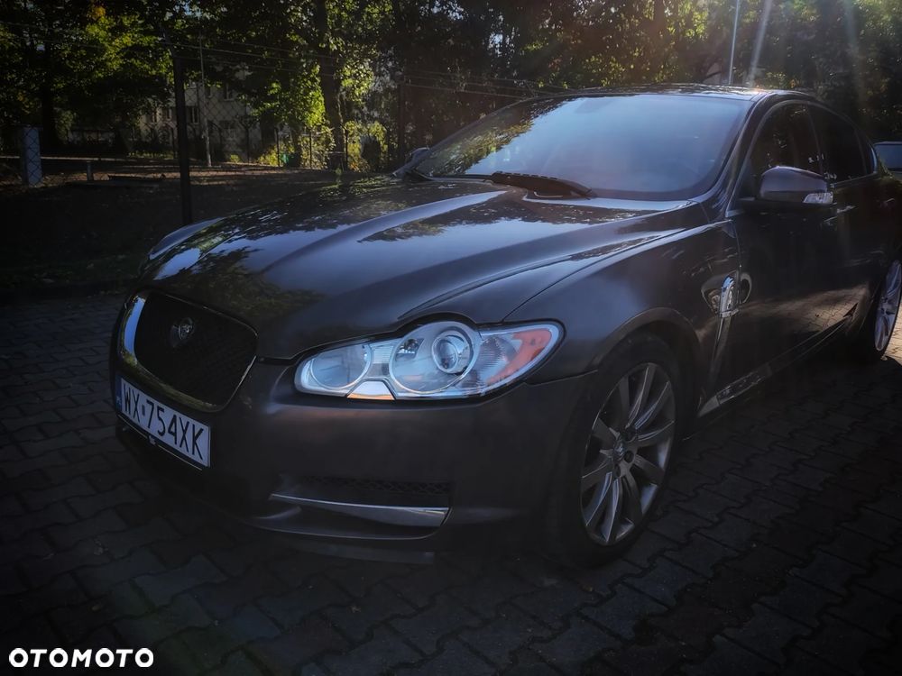 Jaguar XF 2.7 V6 D Premium Luxury - 2