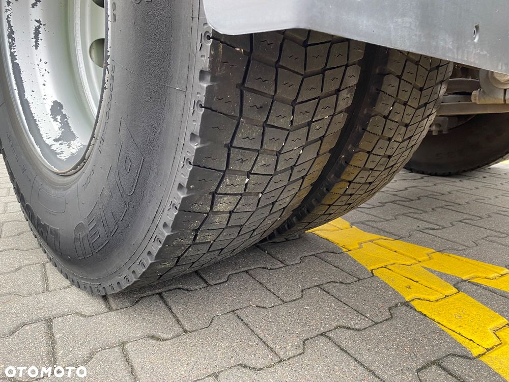 Renault T480 Sleeper Cab - 8