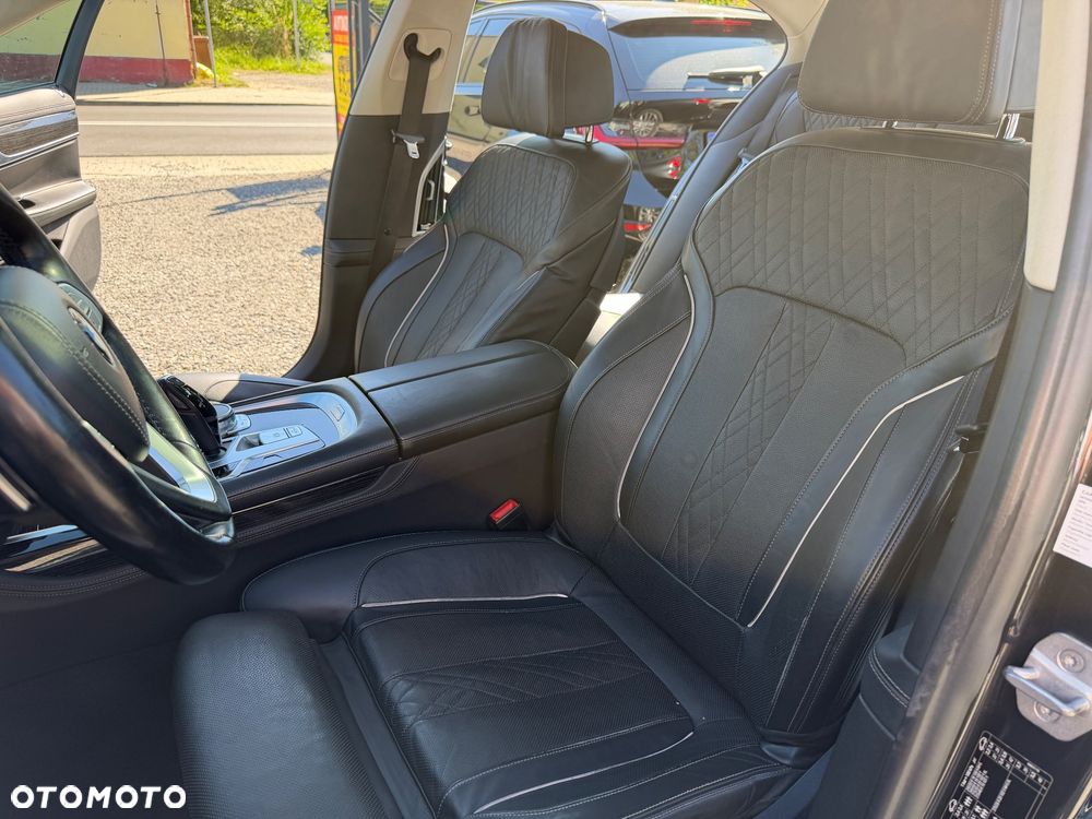 BMW Seria 7 740Ld xDrive - 19