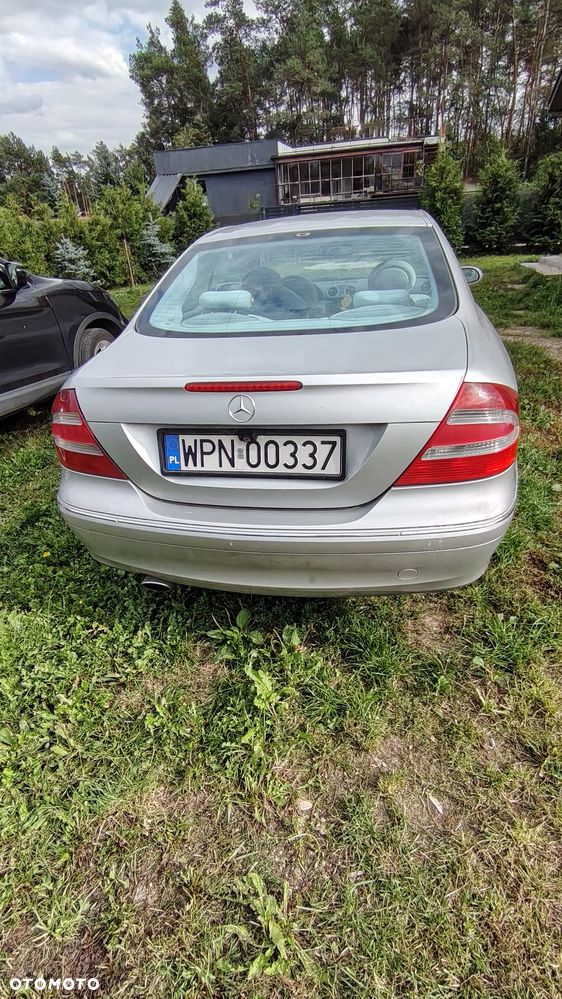 Mercedes-Benz CLK - 19