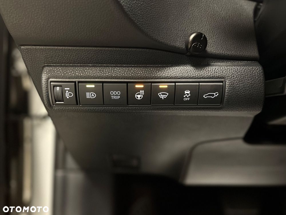 Toyota Corolla 1.8 Hybrid GR Sport Dynamic - 16