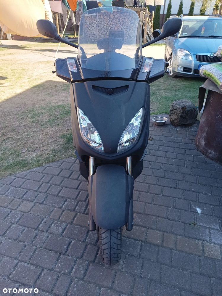 Yamaha X-max - 1