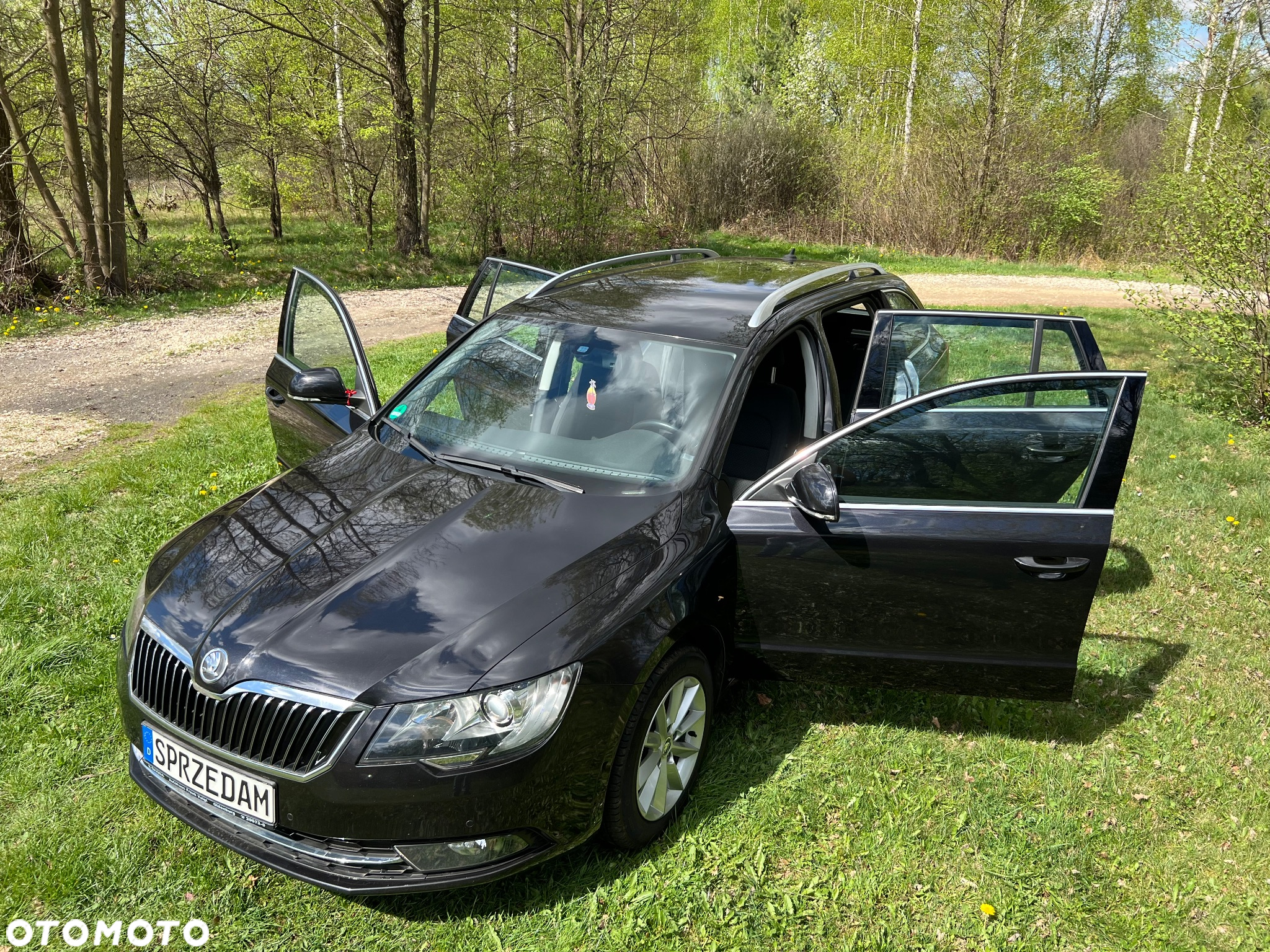 Skoda Superb 2.0 TDI Business - 8